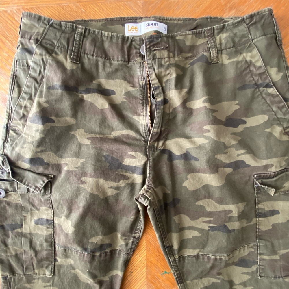 Lee Modern Series  Slim Fit - Tapered Leg  34x34 Cargo Army Style
